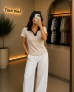 پولوشرت کرم یقه مشکی زنانه