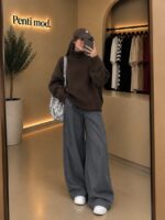 بافت یقه اسکی قهوه ای زنانه - Image 2